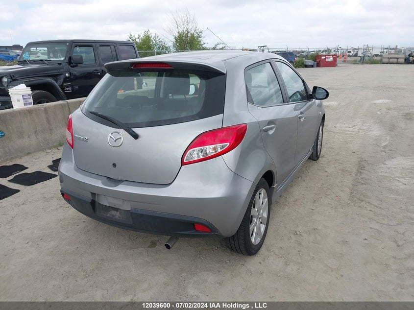 Vin: jm1de1hyxb0121415, lot: 2385279, mazda mazda2 20114