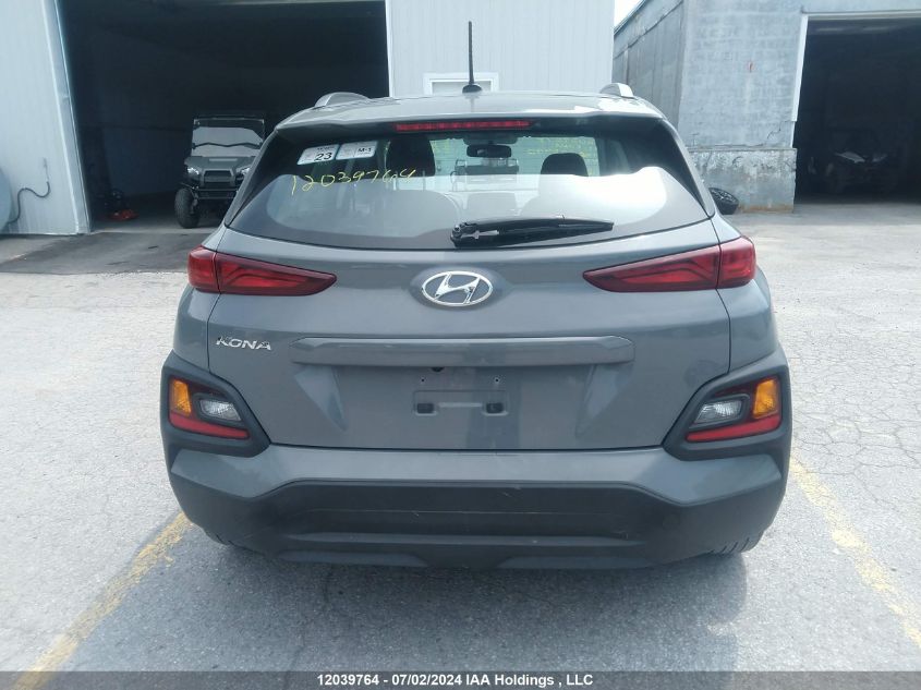 2021 Hyundai Kona Se VIN: KM8K12AAXMU698992 Lot: 12039764