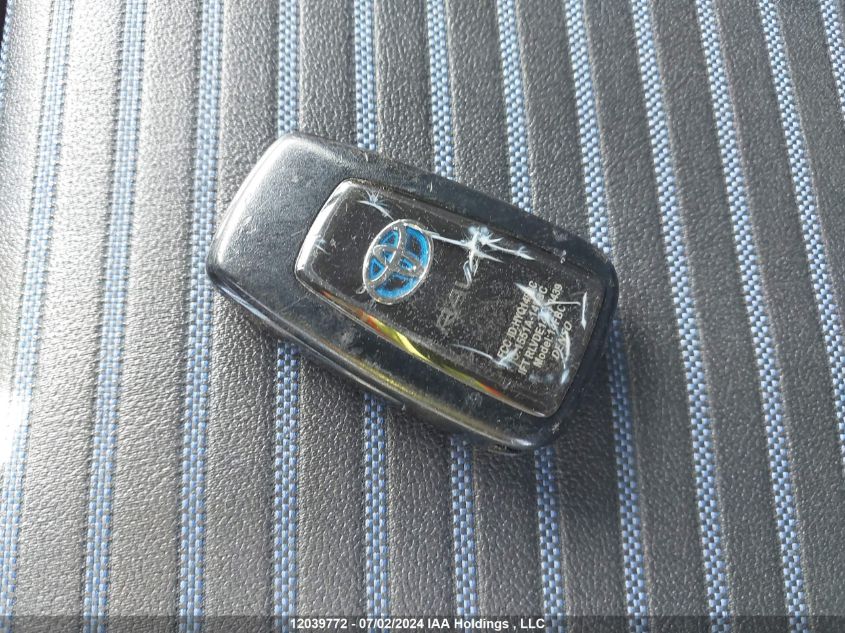 2021 Toyota Rav4 Hybrid Xle VIN: 2T3RWRFVXMW120418 Lot: 12039772