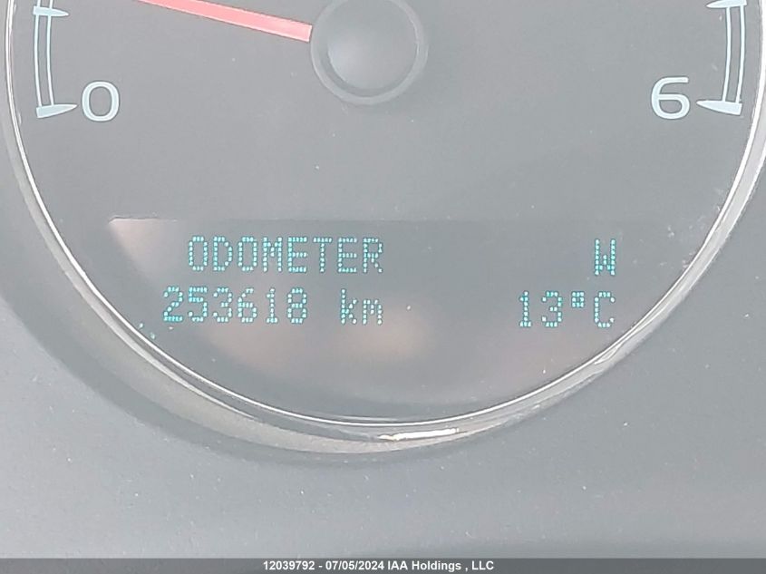 2011 Chevrolet Tahoe Ltz VIN: 1GNSKCE07BR388945 Lot: 12039792