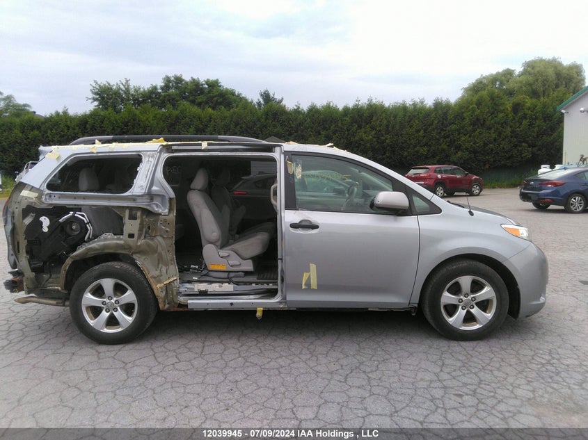 2014 Toyota Sienna 7 Passenger VIN: 5TDZK3DC4ES518916 Lot: 12039945