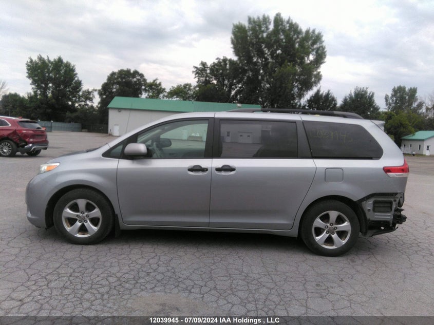 2014 Toyota Sienna 7 Passenger VIN: 5TDZK3DC4ES518916 Lot: 12039945