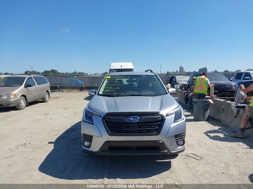 2023 Subaru Forester VIN: JF2SKEPC2PH547400 Lot: 12040038