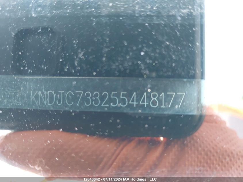 2005 Kia Sorento VIN: KNDJC733255448177 Lot: 12040042