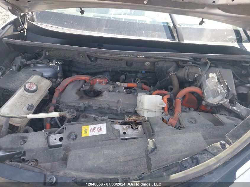 2017 Toyota Rav4 Hv Le/Xle VIN: JTMRJREVXHD138260 Lot: 12040058