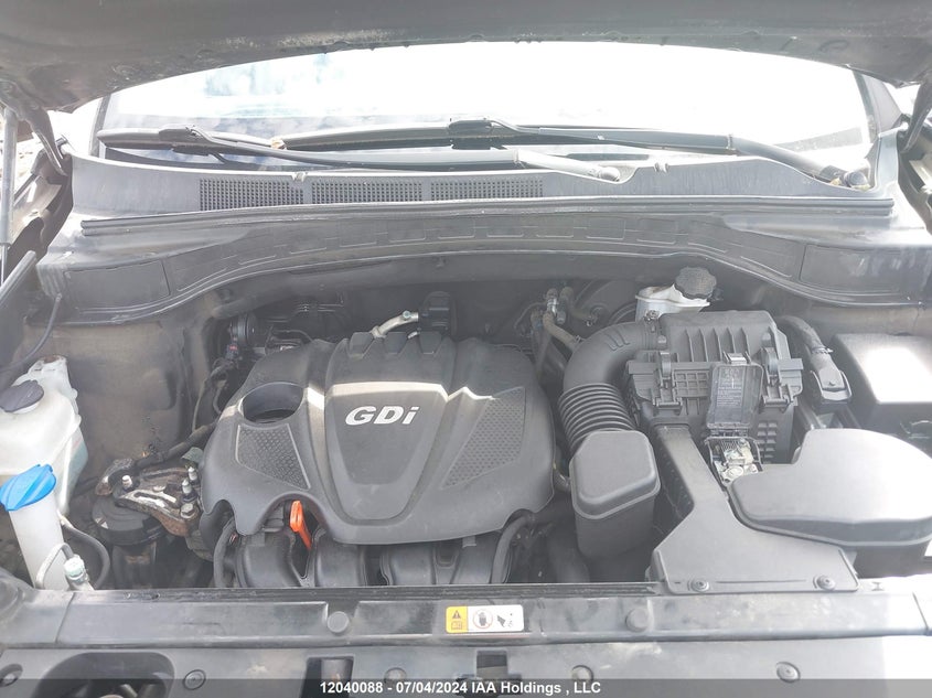 2015 Hyundai Santa Fe Sport 2.4 Base VIN: 5XYZT3LB4FG245058 Lot: 12040088