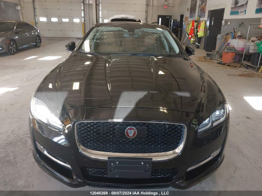 2017 Jaguar Xj VIN: SAJXJ1CD7H8W10847 Lot: 12040269