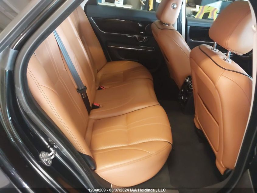 2017 Jaguar Xj VIN: SAJXJ1CD7H8W10847 Lot: 12040269