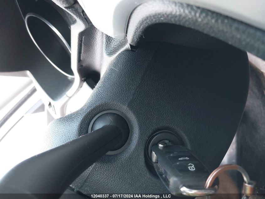 2017 Volkswagen Passat VIN: 1VWAT7A31HC026045 Lot: 12040337