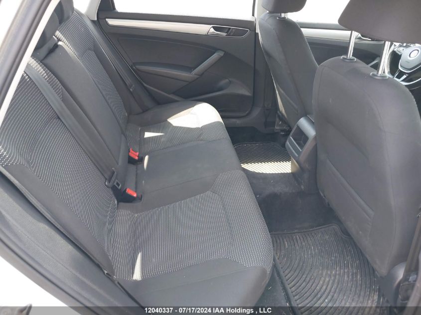 2017 Volkswagen Passat VIN: 1VWAT7A31HC026045 Lot: 12040337