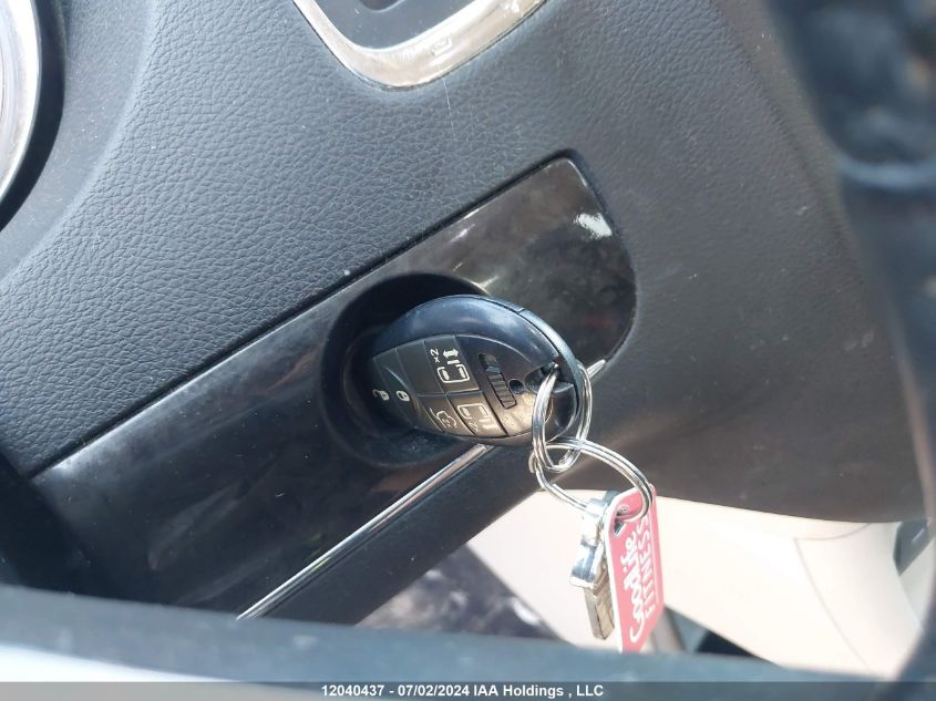 2015 Chrysler Town & Country Touring VIN: 2C4RC1BG9FR519660 Lot: 12040437