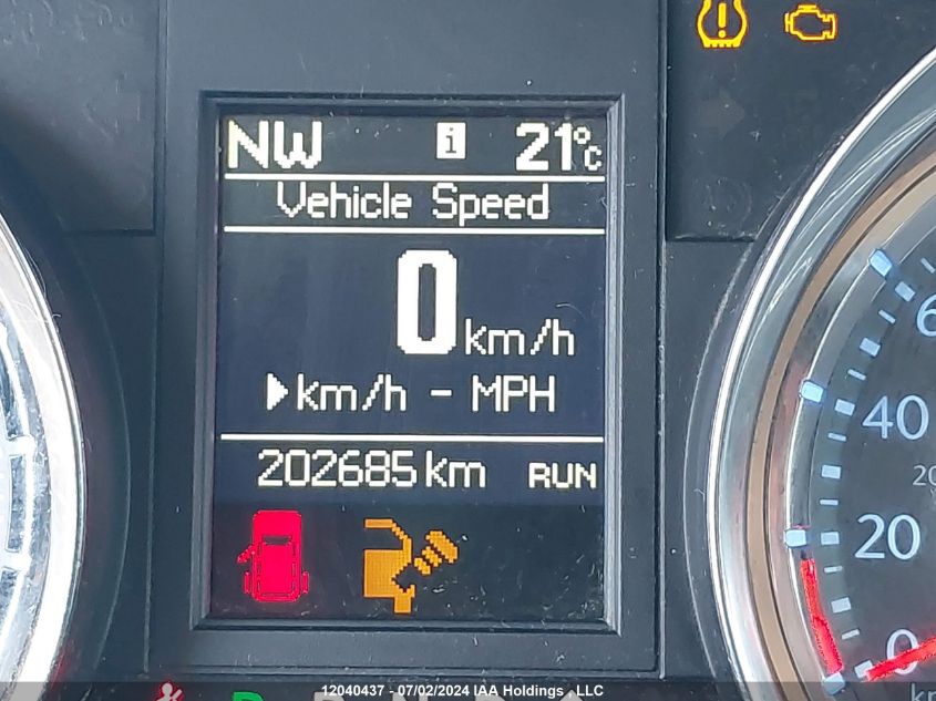 2015 Chrysler Town & Country Touring VIN: 2C4RC1BG9FR519660 Lot: 12040437