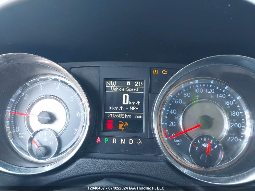 2015 Chrysler Town & Country Touring VIN: 2C4RC1BG9FR519660 Lot: 12040437