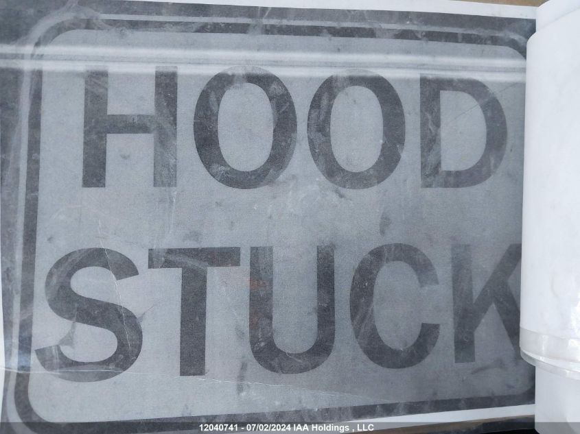 1998 Chevrolet Tahoe VIN: 1GNEK13RXWJ377137 Lot: 12040741