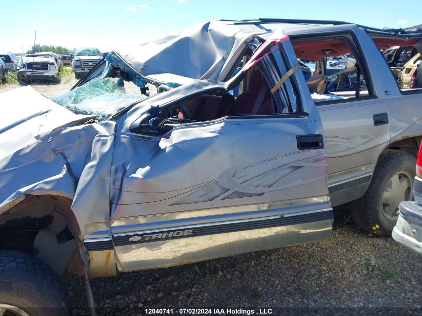 1998 Chevrolet Tahoe VIN: 1GNEK13RXWJ377137 Lot: 12040741