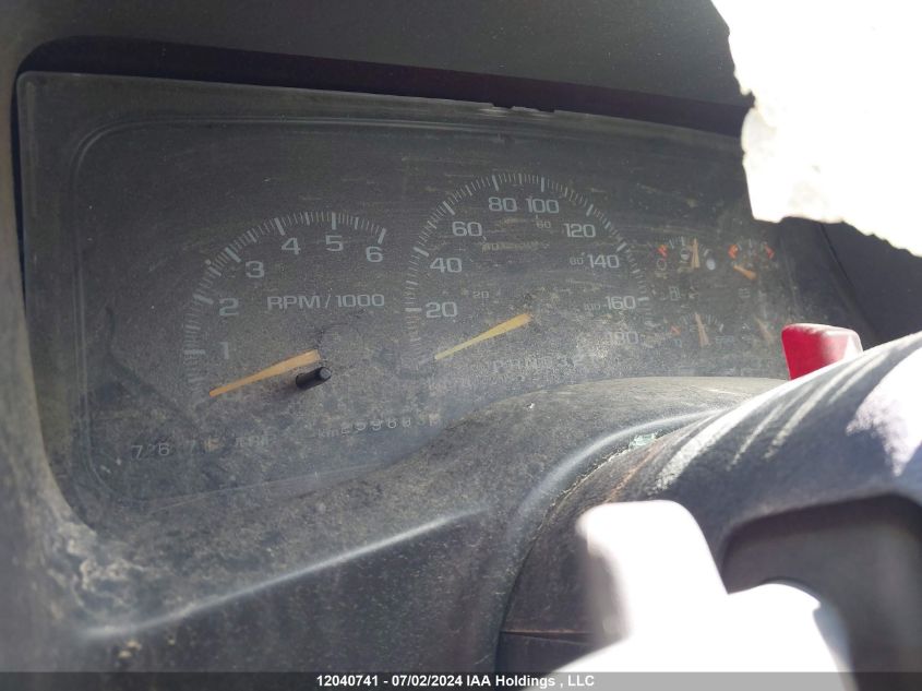 1998 Chevrolet Tahoe VIN: 1GNEK13RXWJ377137 Lot: 12040741