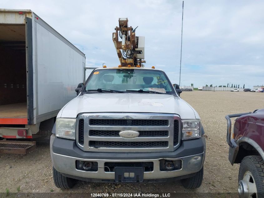 2007 Ford F450 Super Duty VIN: 1FDXF46P87EA73926 Lot: 12040769