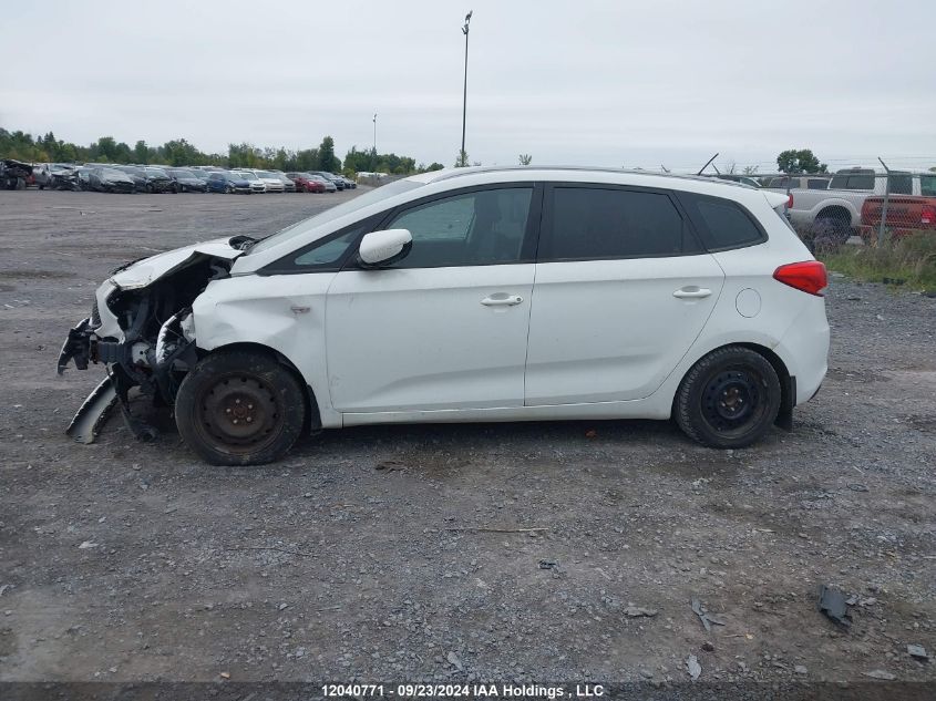 KNAHT8A34E7020622 2014 Kia Rondo