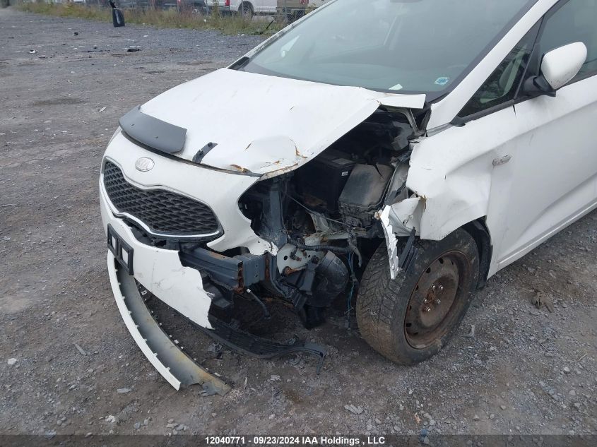 KNAHT8A34E7020622 2014 Kia Rondo