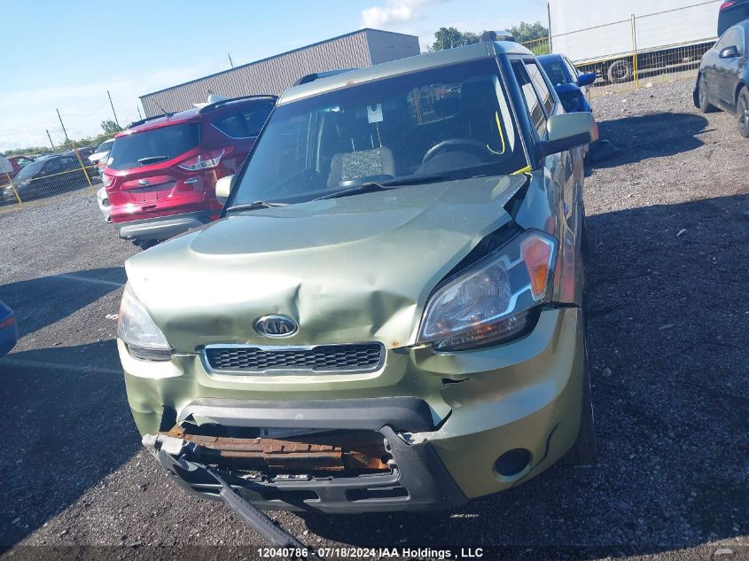 2010 Kia Soul VIN: KNDJT2A23A7152709 Lot: 12040786