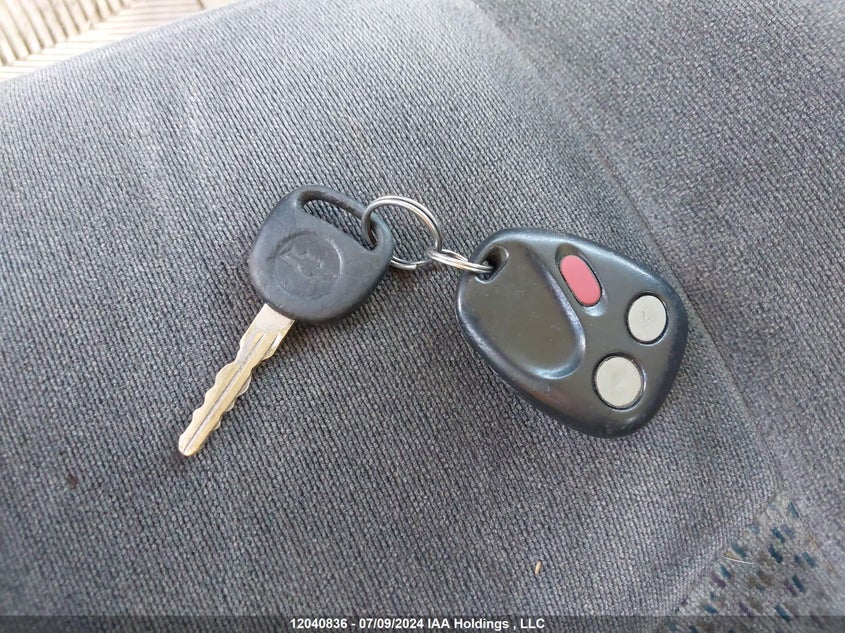 2005 Chevrolet Silverado K1500 VIN: 1GCEK19V55E309736 Lot: 12040836