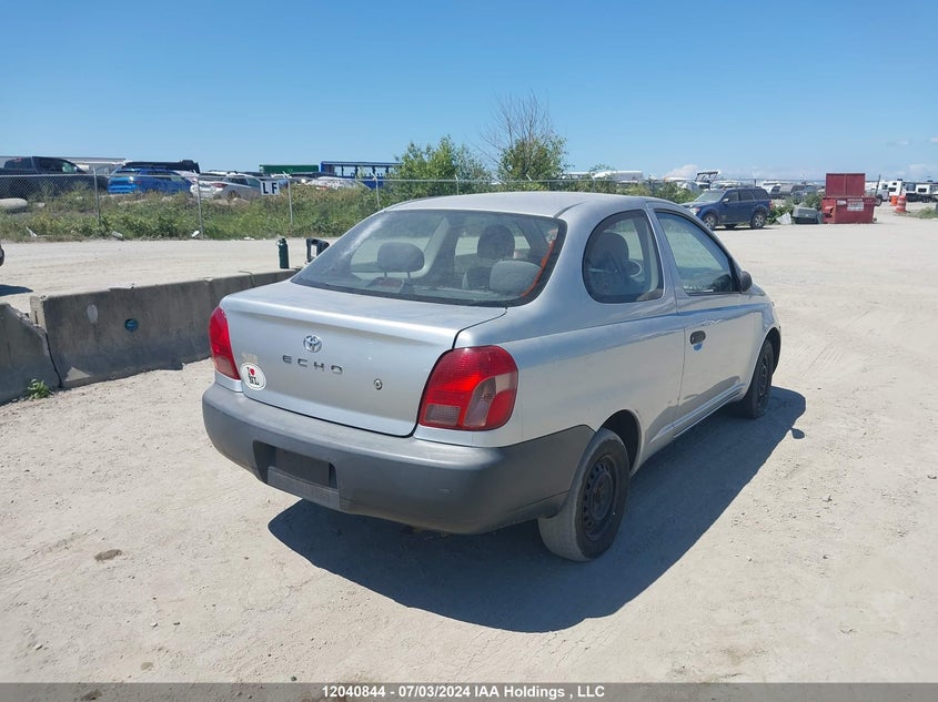 2000 Toyota Echo VIN: JTDAT1231Y5011130 Lot: 12040844