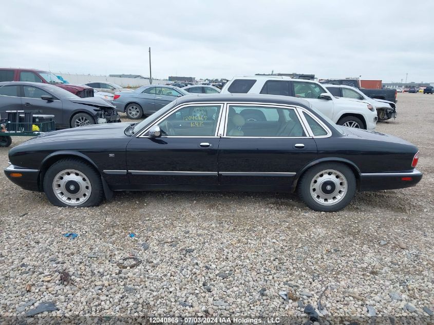 2000 Jaguar Xj Series VIN: SAJFA24C3YLF18190 Lot: 12040865