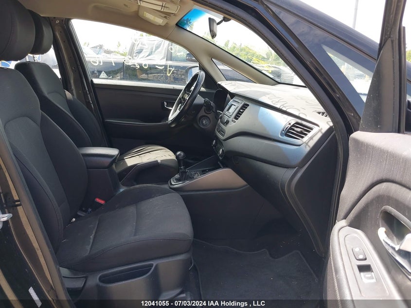 2014 Kia Rondo VIN: KNAHT8A30E7028796 Lot: 12041055