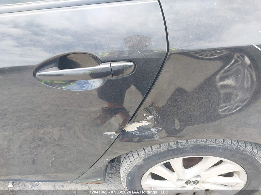 2013 Mazda 3 I VIN: JM1BL1UF8D1827393 Lot: 12041062