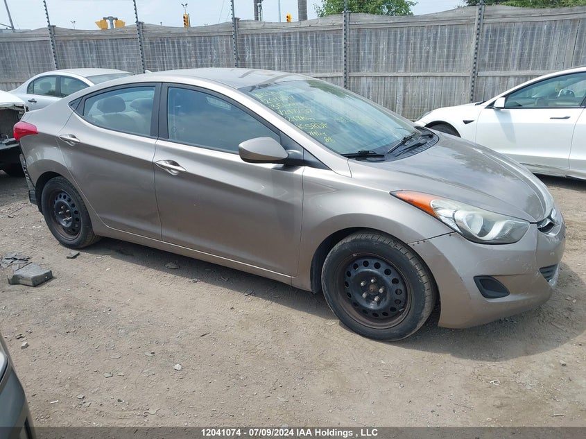 2013 Hyundai Elantra Gls/Limited VIN: 5NPDH4AE0DH297257 Lot: 12041074