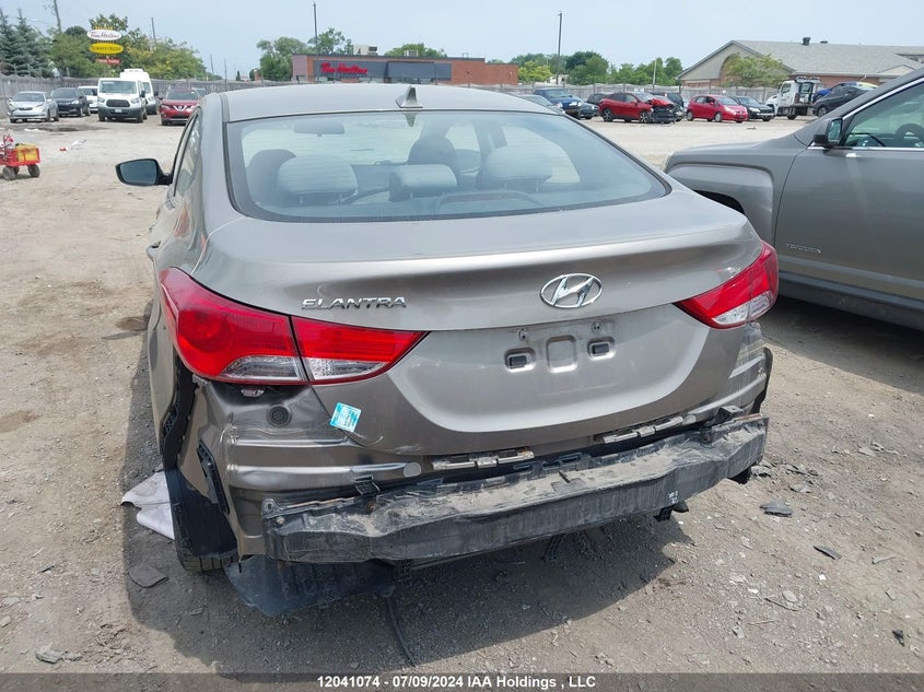 2013 Hyundai Elantra Gls/Limited VIN: 5NPDH4AE0DH297257 Lot: 12041074