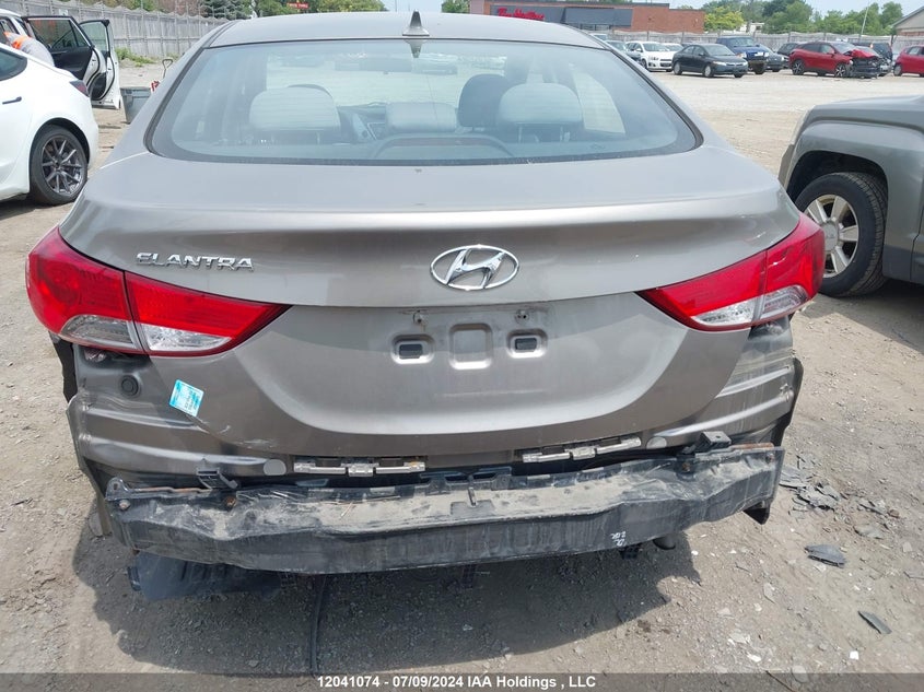 2013 Hyundai Elantra Gls/Limited VIN: 5NPDH4AE0DH297257 Lot: 12041074