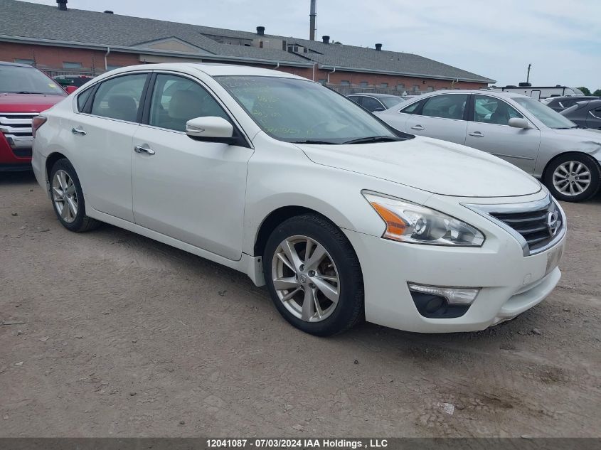 2014 Nissan Altima VIN: 1N4AL3AP3EN388611 Lot: 12041087