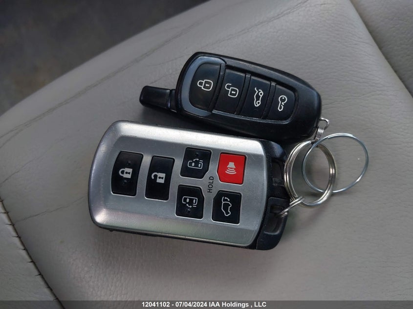 2014 Toyota Sienna Xle/Limited VIN: 5TDDK3DC4ES087164 Lot: 12041102