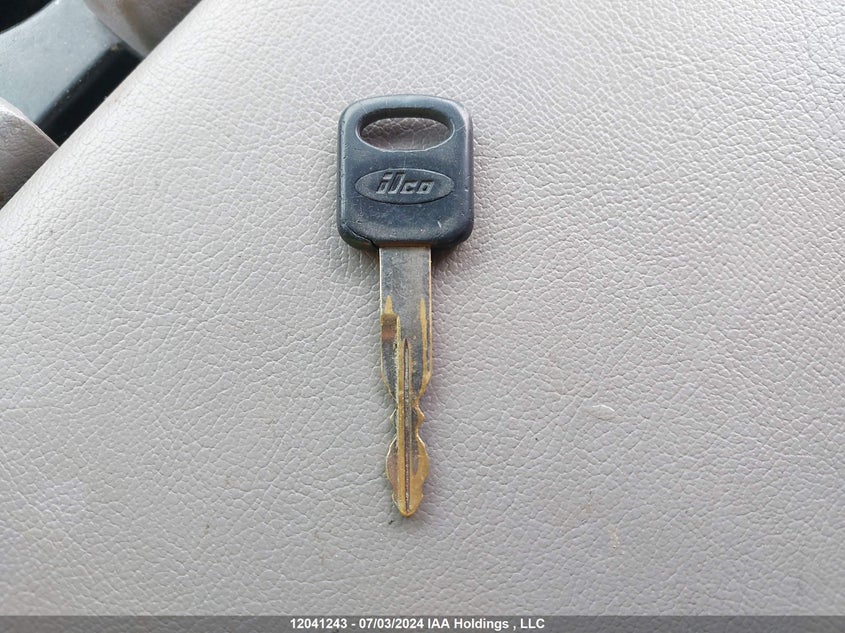 2001 Ford F250 Super Duty VIN: 1FTNX21L31EC21716 Lot: 12041243