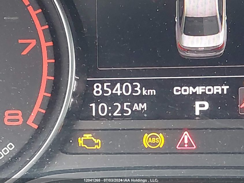 2017 Audi A4 Premium Plus VIN: WAUENAF40HN035432 Lot: 12041265