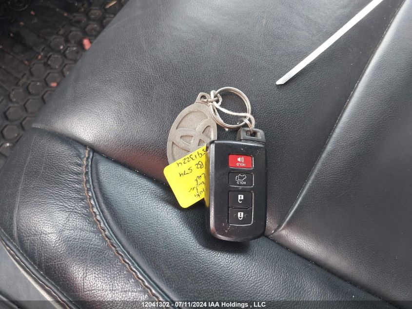 2018 Toyota Highlander Se/Xle VIN: 5TDJZRFH2JS913224 Lot: 12041302