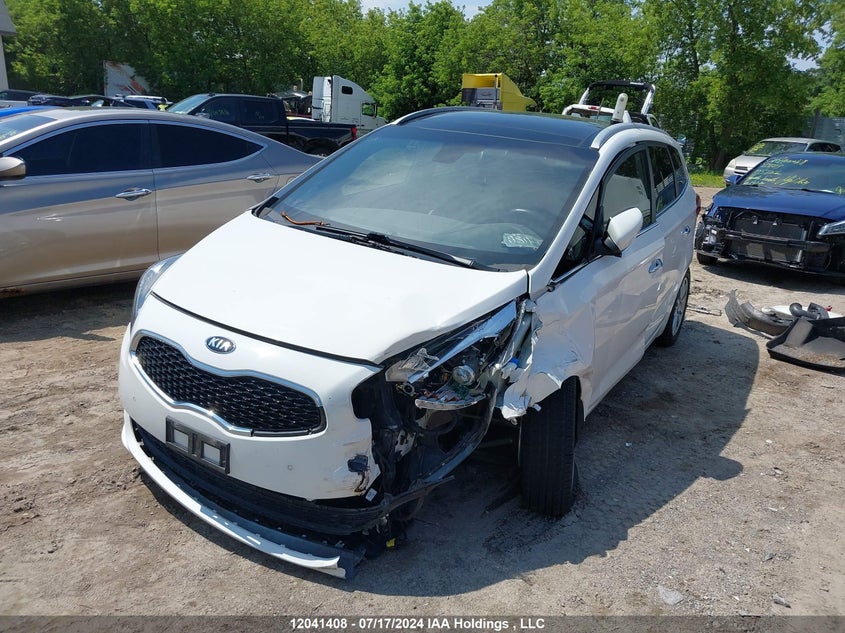 2014 Kia Rondo VIN: KNAHU8A3XE7054111 Lot: 12041408