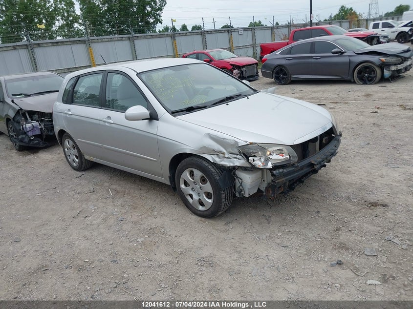 2009 Kia Spectra5 VIN: KNAFE241795608721 Lot: 12041612