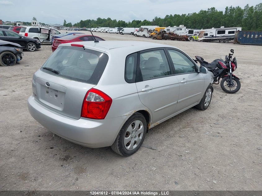 2009 Kia Spectra5 VIN: KNAFE241795608721 Lot: 12041612