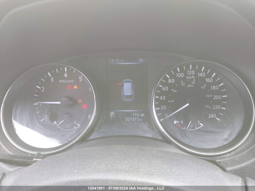 2017 Nissan Rogue Sv/Sl VIN: 5N1AT2MVXHC861320 Lot: 12041901