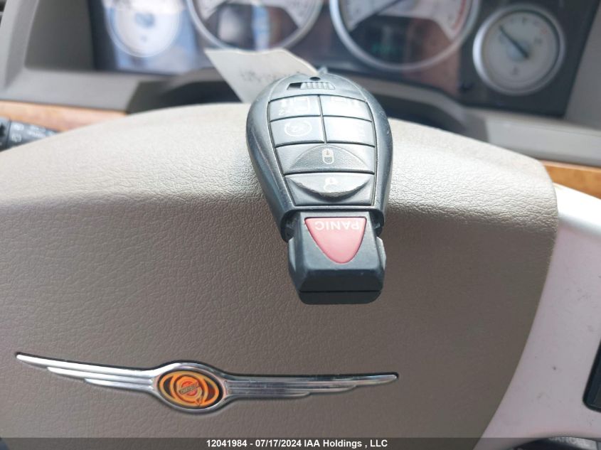 2010 Chrysler Town & Country Limited VIN: 2A4RR6DX9AR386068 Lot: 12041984