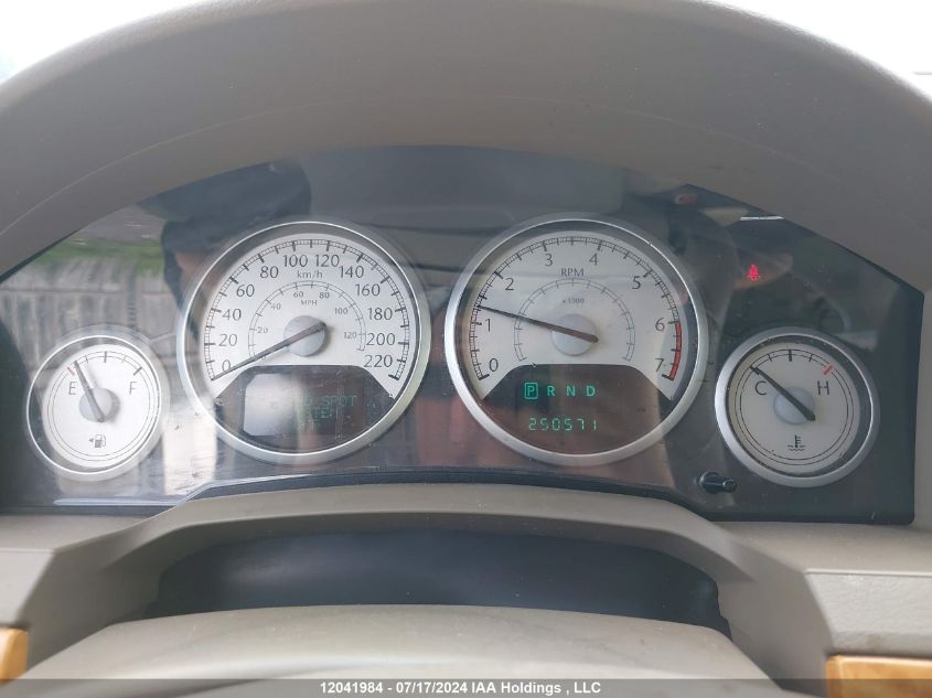 2010 Chrysler Town & Country Limited VIN: 2A4RR6DX9AR386068 Lot: 12041984