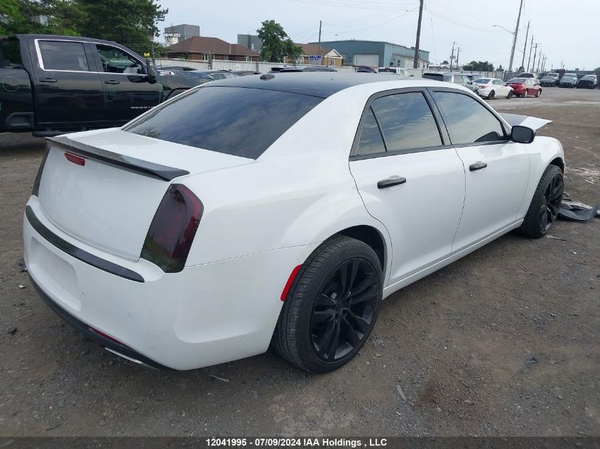 2016 Chrysler 300 Touring VIN: 2C3CCARG6GH111706 Lot: 12041995