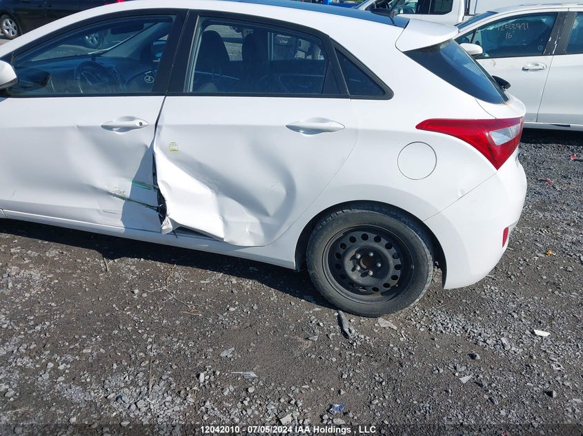 2014 Hyundai Elantra Gt Gls VIN: KMHD35LH8EU182713 Lot: 12042010