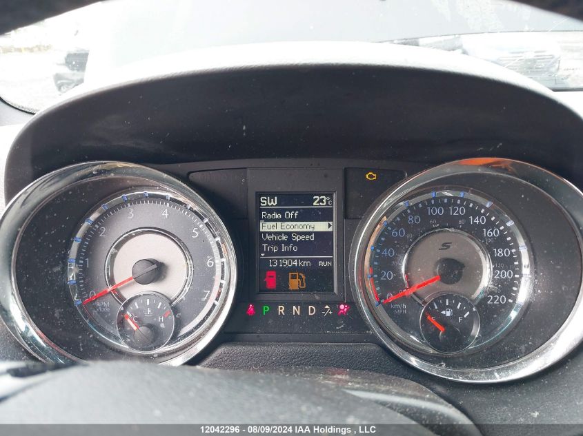 2016 Chrysler Town & Country VIN: 2C4RC1HGXGR279625 Lot: 12042296