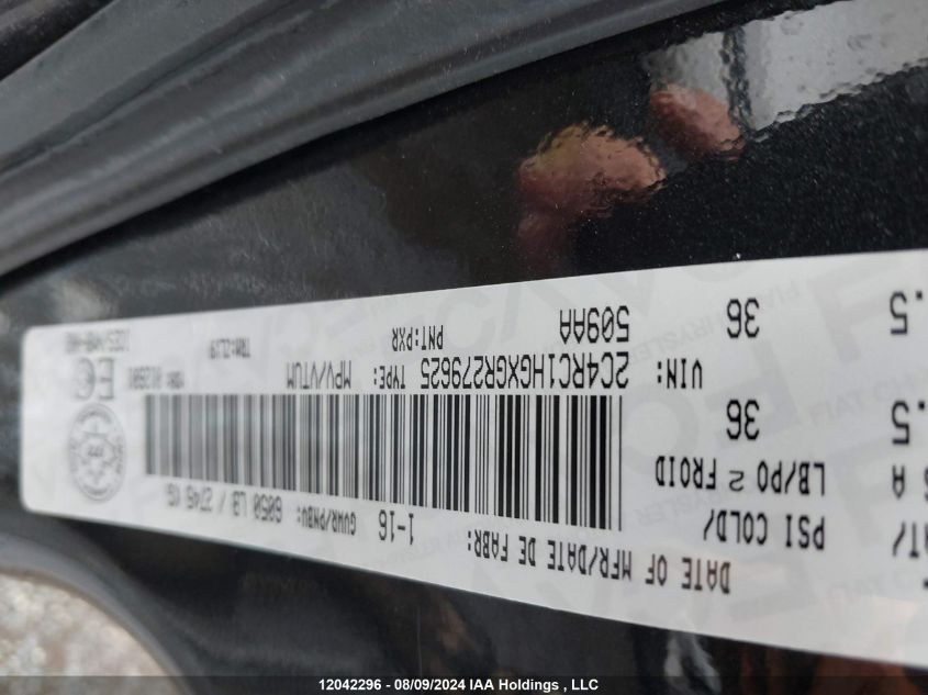 2016 Chrysler Town & Country VIN: 2C4RC1HGXGR279625 Lot: 12042296