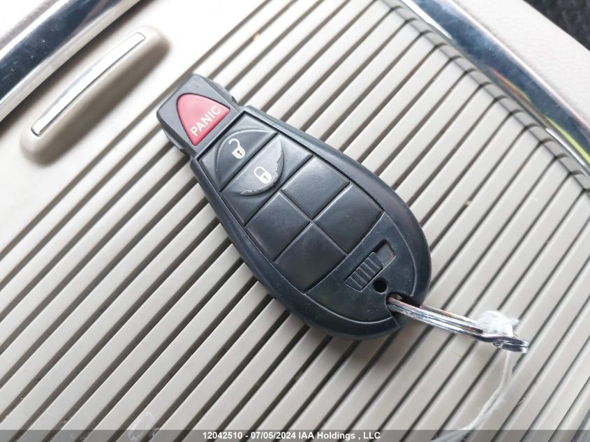 2017 Dodge Grand Caravan Crew VIN: 2C4RDGDG1HR758720 Lot: 12042510