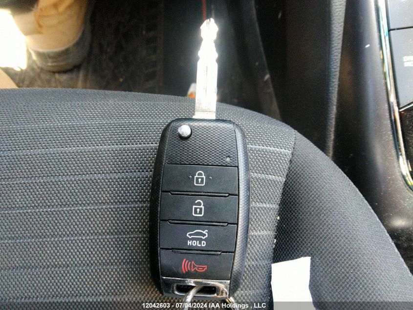 2017 Kia Forte VIN: 3KPFL4A75HE077986 Lot: 12042603