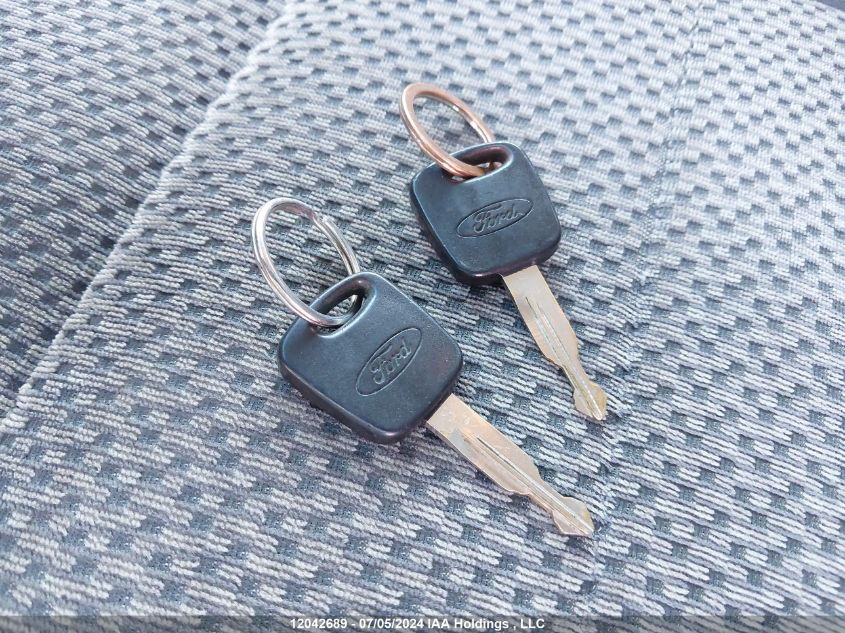 2002 Ford F150 Supercrew VIN: 1FTRW08L72KB31003 Lot: 12042689